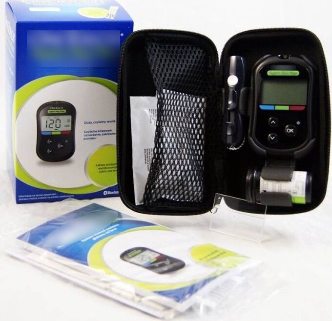 Glukometer za spremljanje ravni glukoze v krvi pri sladkorni bolezni